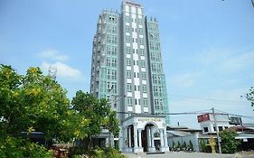 Kc River Hotel